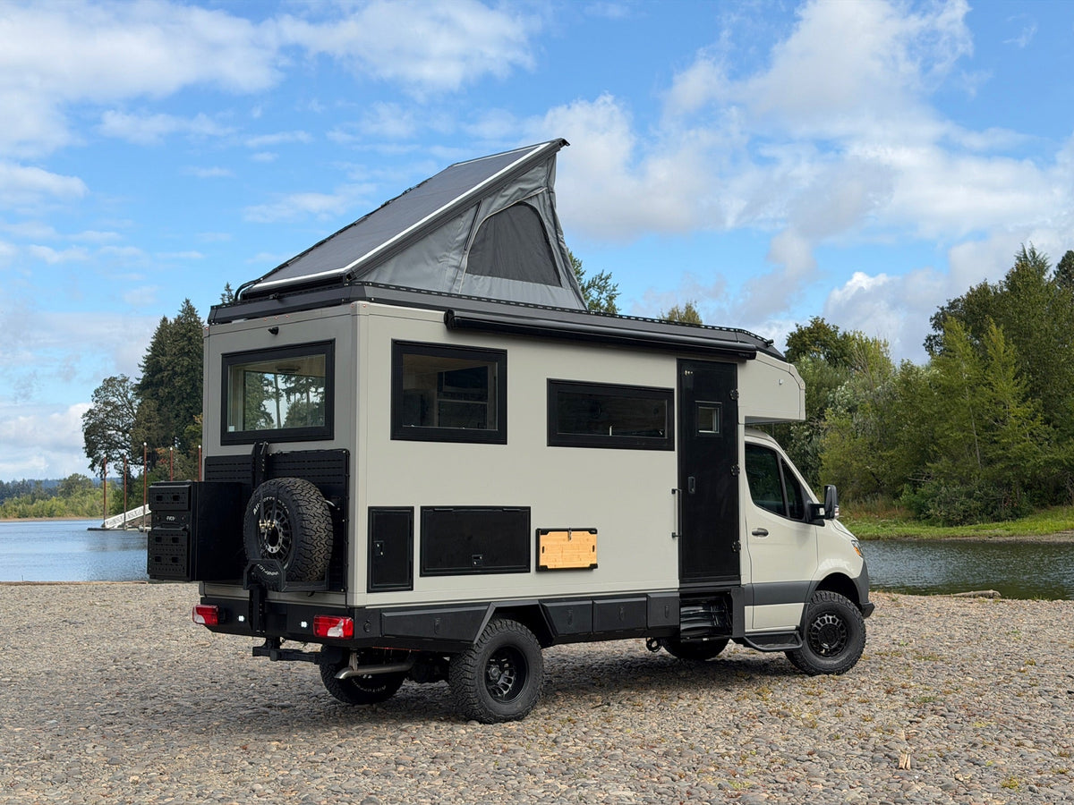 Tahoma S vs. Rossmönster HAVN: Sprinter Expedition RV Comparison